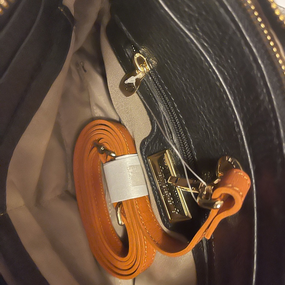 👜 Valentina Handbag 👜 - Picture 5 of 10